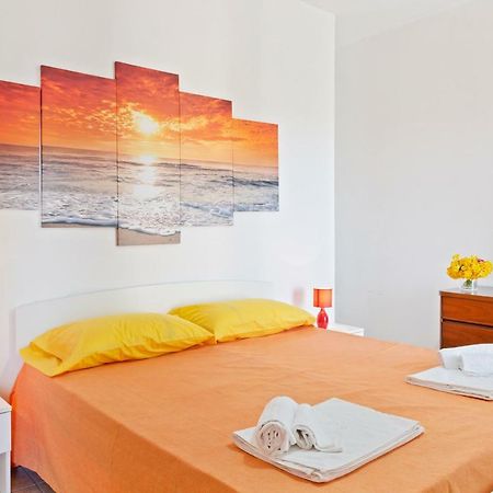 Focallo Seaside Holiday Flat Санта-Марія-дель-Фокалло Екстер'єр фото
