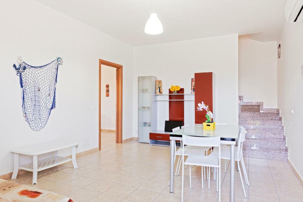 Focallo Seaside Holiday Flat Санта-Марія-дель-Фокалло Екстер'єр фото