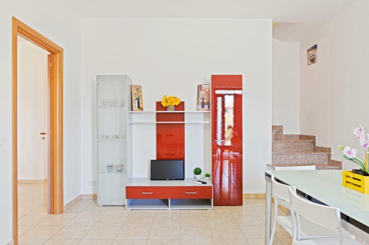 Focallo Seaside Holiday Flat Санта-Марія-дель-Фокалло Екстер'єр фото